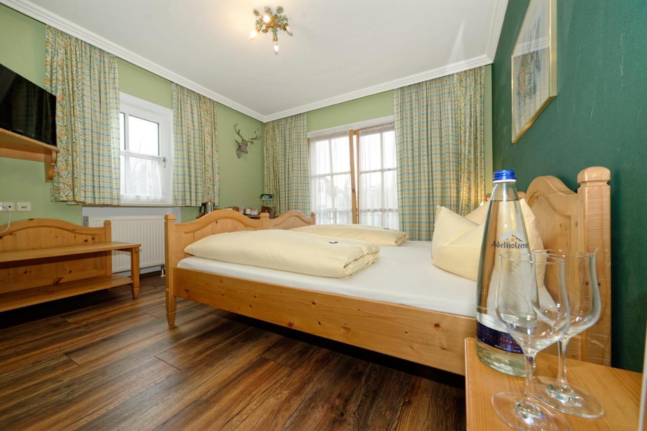 באד פלינבאך Hotel Zum Maximilian מראה חיצוני תמונה